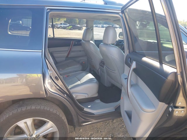 46161914 :رقم المزاد ، 5TDDK3EH2DS272712 vin ، 2013 Toyota Highlander Limited V6 مزاد بيع