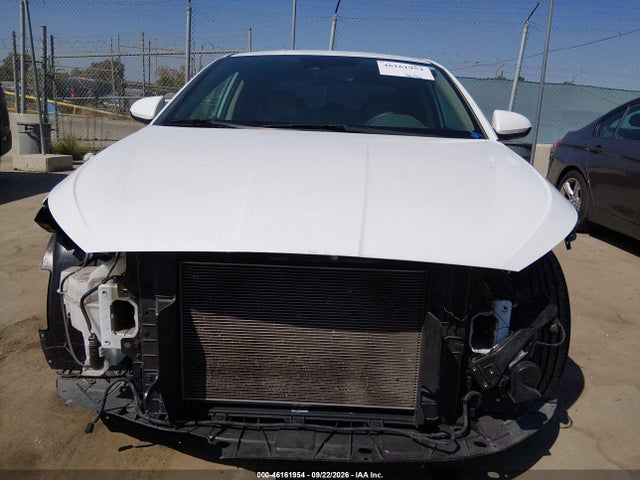 Hyundai ELANTRA SE 2020 5NPD74LF3LH620479 Image 13