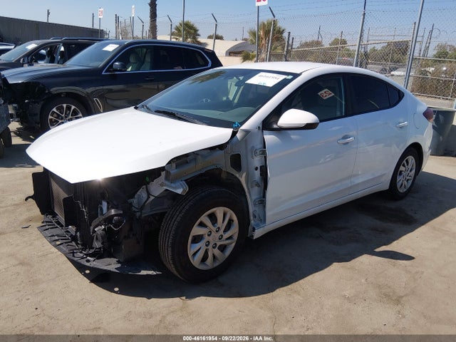 Hyundai ELANTRA SE 2020 5NPD74LF3LH620479 Image 2