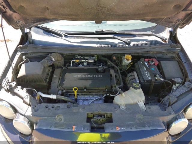 Chevrolet SONIC LT 2015 1G1JC5SH5F4215525 Image 10