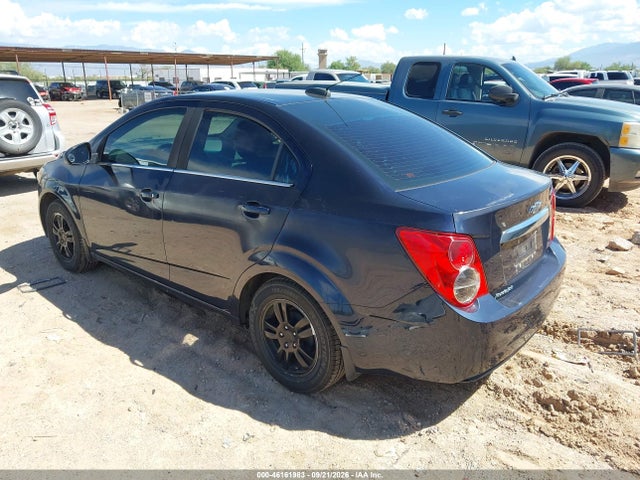 Chevrolet SONIC LT 2015 1G1JC5SH5F4215525 Image 3