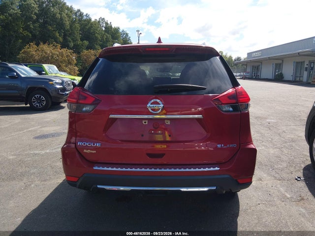 2017 Nissan Rogue Sl მანქანა იყიდება აუქციონზე, vin: 5N1AT2MV5HC779916, აუქციონის ნომერი: 46162038