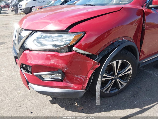 2017 Nissan Rogue Sl მანქანა იყიდება აუქციონზე, vin: 5N1AT2MV5HC779916, აუქციონის ნომერი: 46162038