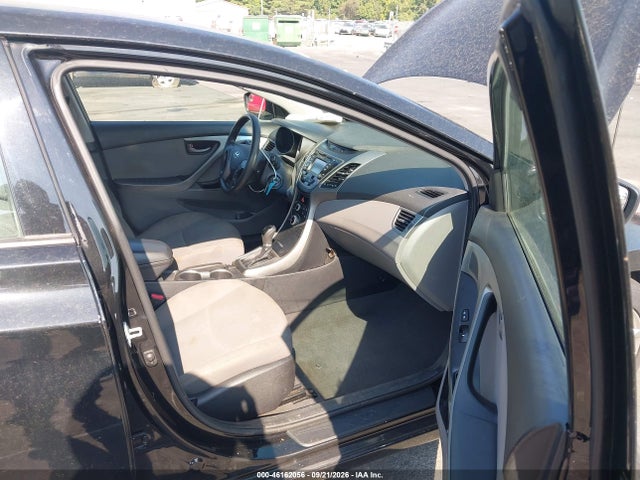 Продаж на аукціоні авто 2016 Hyundai Elantra Se, vin: 5NPDH4AE6GH704356, номер лоту: 46162056
