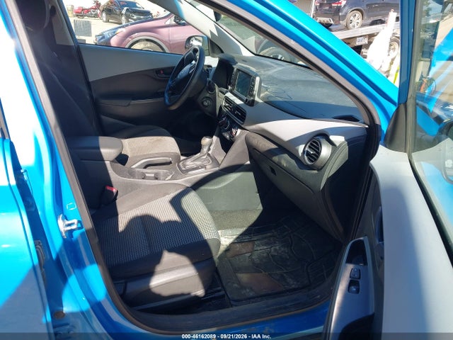 2019 Hyundai Kona Se მანქანა იყიდება აუქციონზე, vin: KM8K12AA1KU269897, აუქციონის ნომერი: 46162089