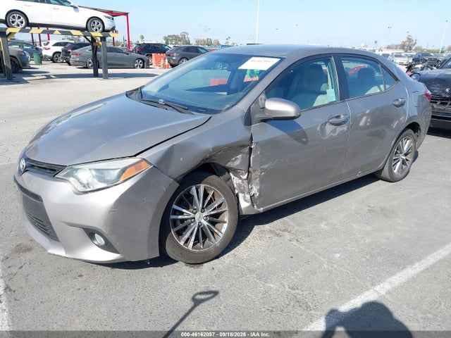 Toyota Corolla Le Plus 2016 5YFBURHE0GP420844 Image 2