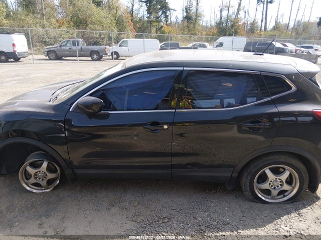 2018 Nissan Rogue Sport S მანქანა იყიდება აუქციონზე, vin: JN1BJ1CP3JW191581, აუქციონის ნომერი: 46162112
