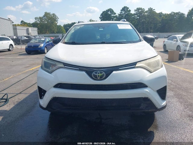 46162126 :رقم المزاد ، JTMZFREV3JJ155779 vin ، 2018 Toyota Rav4 Le مزاد بيع