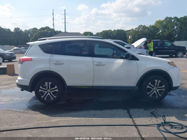 46162126 :رقم المزاد ، JTMZFREV3JJ155779 vin ، 2018 Toyota Rav4 Le مزاد بيع