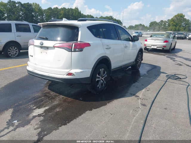 46162126 :رقم المزاد ، JTMZFREV3JJ155779 vin ، 2018 Toyota Rav4 Le مزاد بيع