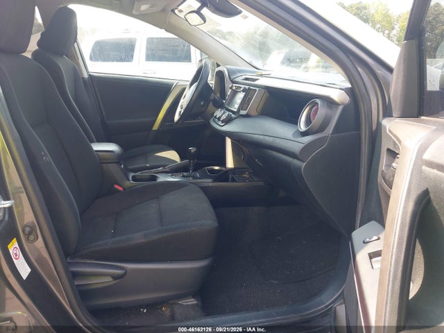46162126 :رقم المزاد ، JTMZFREV3JJ155779 vin ، 2018 Toyota Rav4 Le مزاد بيع