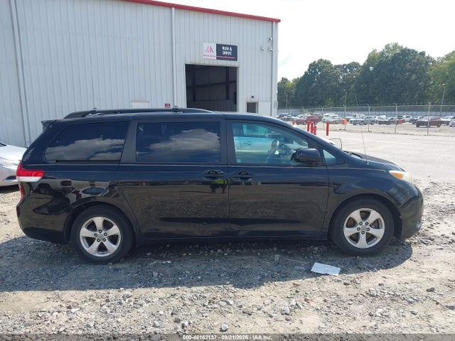 2012 Toyota Sienna Le V6 8 Passenger მანქანა იყიდება აუქციონზე, vin: 5TDKK3DC5CS195782, აუქციონის ნომერი: 46162137
