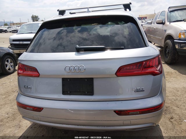 WA1ANAFY5J2044665 Audi Q5 2.0t Premium/2.0t Tech Premium