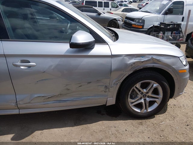 WA1ANAFY5J2044665 Audi Q5 2.0t Premium/2.0t Tech Premium