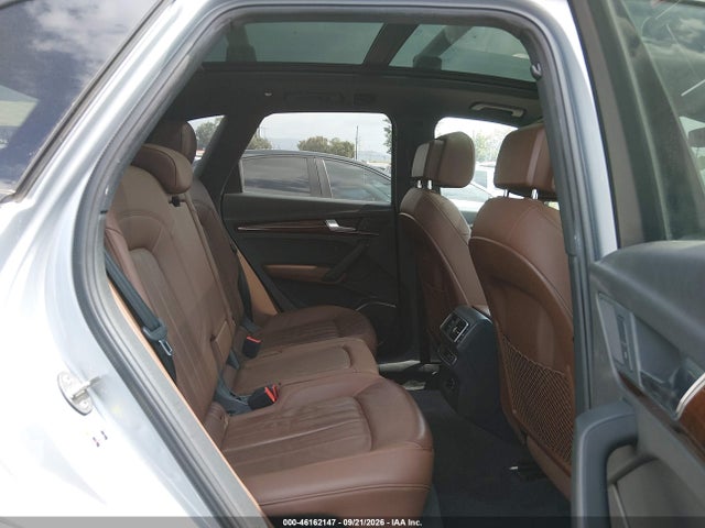 WA1ANAFY5J2044665 Audi Q5 2.0t Premium/2.0t Tech Premium