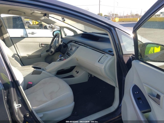46162203 :رقم المزاد ، JTDKN3DU3C5538207 vin ، 2012 Toyota Prius Two مزاد بيع