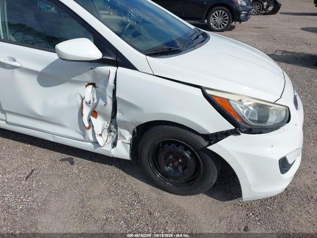 2016 Hyundai Accent Se მანქანა იყიდება აუქციონზე, vin: KMHCT4AE3GU944086, აუქციონის ნომერი: 46162209