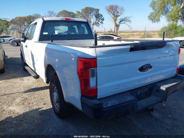 Ford F-250 Xl 2017 1FT7X2A61HEE51249 Image 3