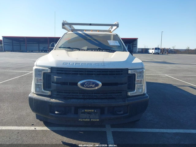 46162247 :رقم المزاد ، 1FDRF3E69KEG46613 vin ، 2019 Ford F-350 Chassis Xl مزاد بيع