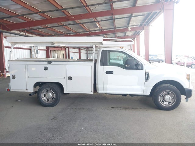 46162247 :رقم المزاد ، 1FDRF3E69KEG46613 vin ، 2019 Ford F-350 Chassis Xl مزاد بيع
