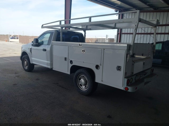 46162247 :رقم المزاد ، 1FDRF3E69KEG46613 vin ، 2019 Ford F-350 Chassis Xl مزاد بيع