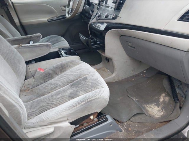 Aukcja sprzedaży 2011 Toyota Sienna Le V6, vin: 5TDKK3DC6BS064147, numer aukcji: 46162257