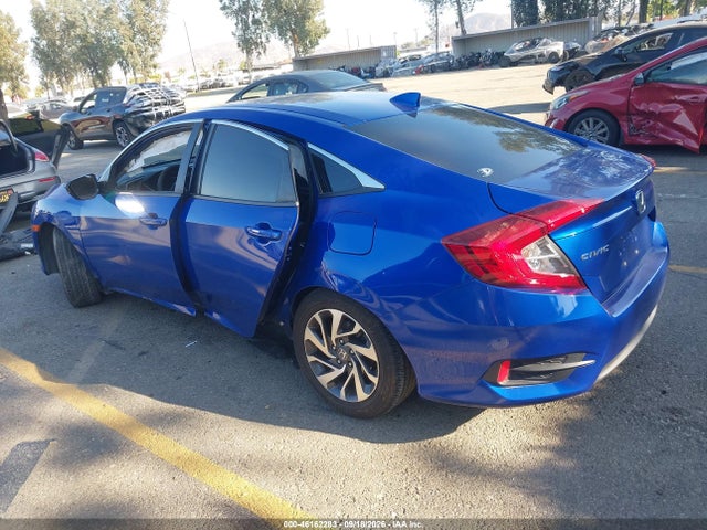 Продаж на аукціоні авто 2018 Honda Civic Ex, vin: 2HGFC2F72JH547240, номер лоту: 46162283
