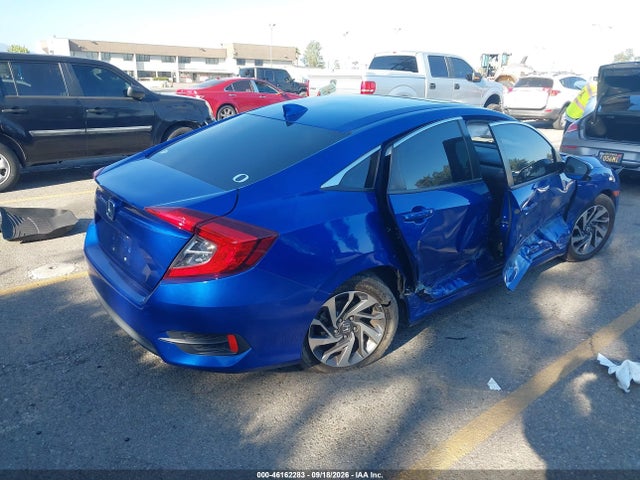 Продаж на аукціоні авто 2018 Honda Civic Ex, vin: 2HGFC2F72JH547240, номер лоту: 46162283