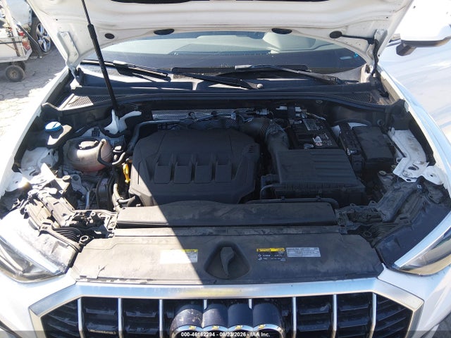 2021 Audi Q3 Premium 40 Tfsi Quattro Tiptronic მანქანა იყიდება აუქციონზე, vin: WA1AUCF32M1095845, აუქციონის ნომერი: 46162294