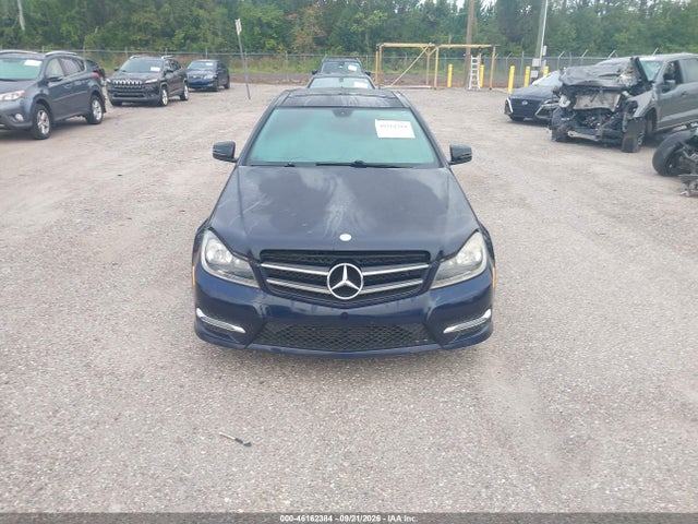 Продаж на аукціоні авто 2015 Mercedes-benz C 250, vin: WDDGJ4HB9FG391003, номер лоту: 46162384