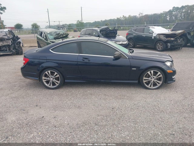 Продаж на аукціоні авто 2015 Mercedes-benz C 250, vin: WDDGJ4HB9FG391003, номер лоту: 46162384