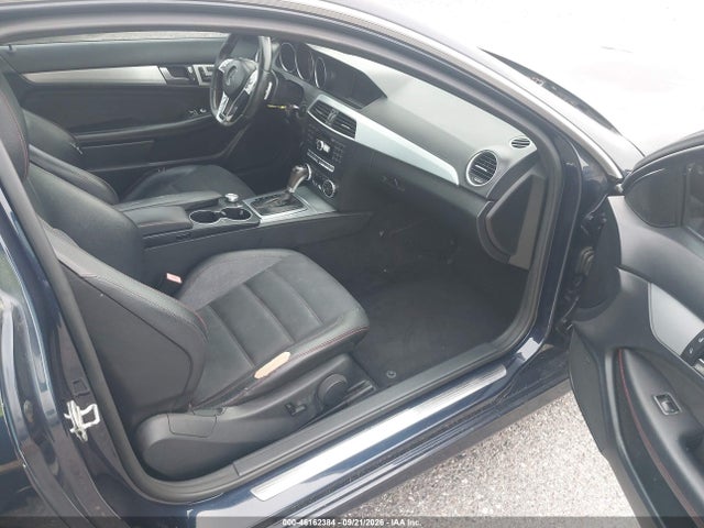 Продаж на аукціоні авто 2015 Mercedes-benz C 250, vin: WDDGJ4HB9FG391003, номер лоту: 46162384