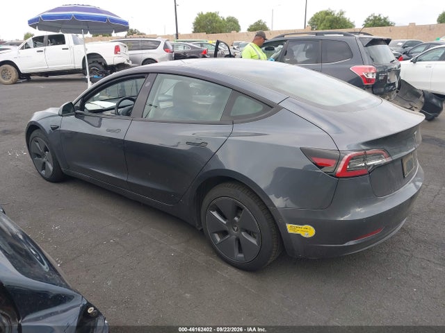 46162402 :رقم المزاد ، 5YJ3E1EB0NF265525 vin ، 2022 Tesla Model 3 Long Range مزاد بيع