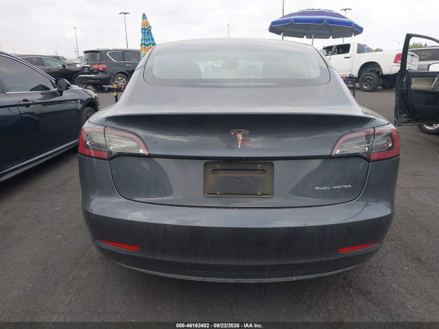 46162402 :رقم المزاد ، 5YJ3E1EB0NF265525 vin ، 2022 Tesla Model 3 Long Range مزاد بيع