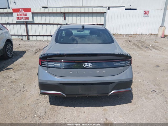 Auction sale of the 2026 Hyundai Sonata Hybrid Blue, vin: KMHL24JJ1TA174434, lot number: 46162409