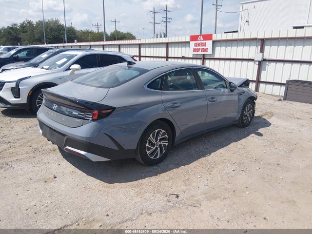 Auction sale of the 2026 Hyundai Sonata Hybrid Blue, vin: KMHL24JJ1TA174434, lot number: 46162409