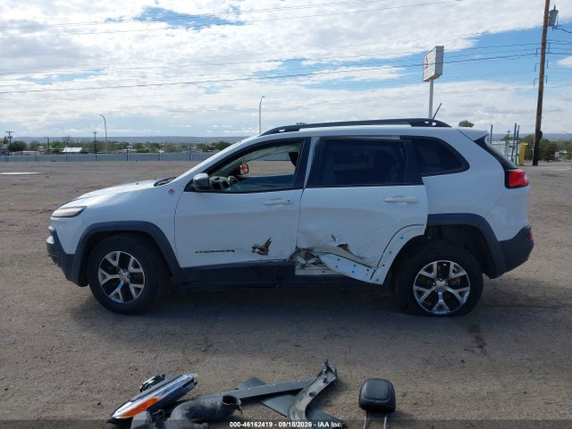 2014 Jeep Cherokee Trailhawk მანქანა იყიდება აუქციონზე, vin: 1C4PJMBS2EW317722, აუქციონის ნომერი: 46162419