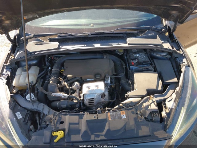Ford FOCUS SE 2016 1FADP3FE2GL257807 Image 10