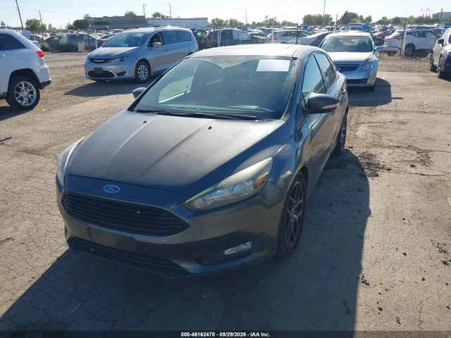 Ford FOCUS SE 2016 1FADP3FE2GL257807 Image 2