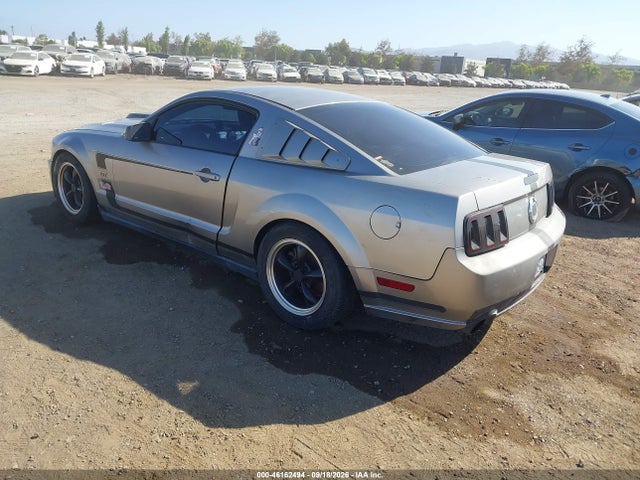 2008 Ford Mustang Gt Deluxe/gt Premium მანქანა იყიდება აუქციონზე, vin: 1ZVHT82H385154709, აუქციონის ნომერი: 46162494