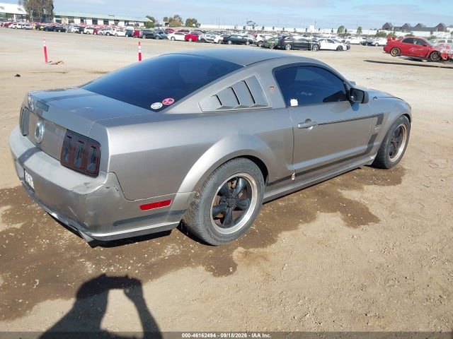 2008 Ford Mustang Gt Deluxe/gt Premium მანქანა იყიდება აუქციონზე, vin: 1ZVHT82H385154709, აუქციონის ნომერი: 46162494