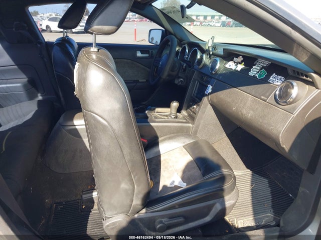 2008 Ford Mustang Gt Deluxe/gt Premium მანქანა იყიდება აუქციონზე, vin: 1ZVHT82H385154709, აუქციონის ნომერი: 46162494