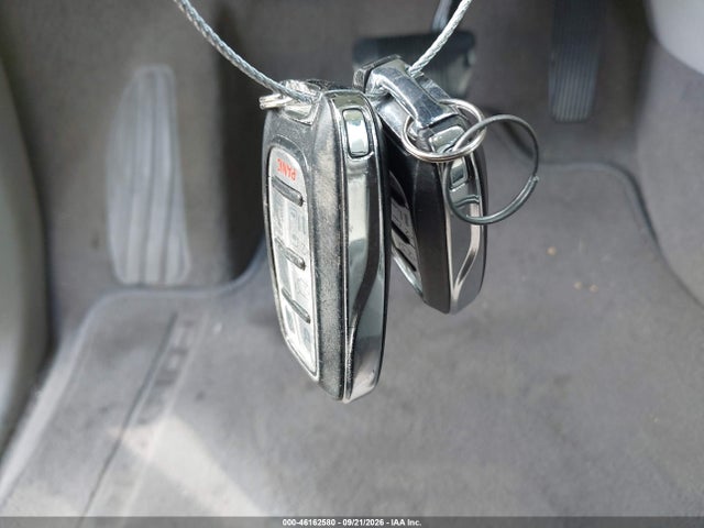 46162580 :رقم المزاد ، 2C4RC1BG1HR820703 vin ، 2017 Chrysler Pacifica Touring-l مزاد بيع