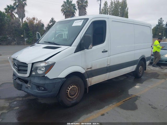 WD3PE7DC4F5948369 Mercedes-Benz Sprinter 2500 Normal Roof