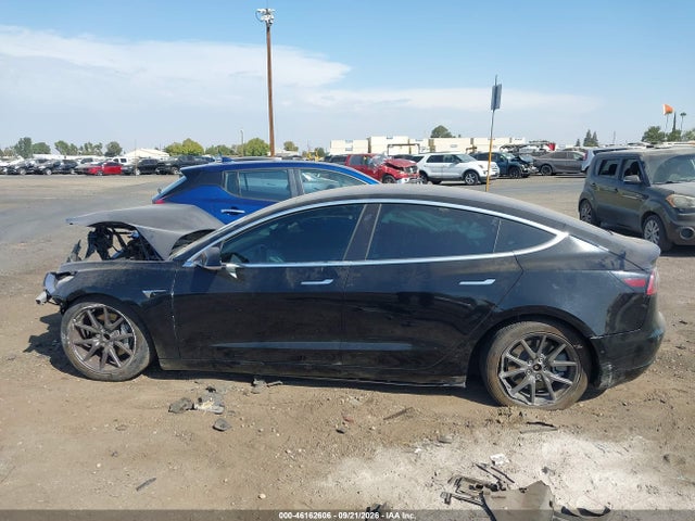 46162606 :رقم المزاد ، 5YJ3E1EA7KF305795 vin ، 2019 Tesla Model 3 Long Range/mid Range/standard Range/standard Range Plus مزاد بيع