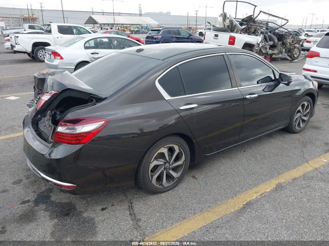 46162632 :رقم المزاد ، 1HGCR2F7XHA087142 vin ، 2017 Honda Accord Ex مزاد بيع