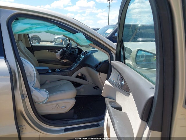 Продажа на аукционе авто 2017 Lincoln Mkx Reserve, vin: 2LMPJ6LR5HBL34916, номер лота: 46162642