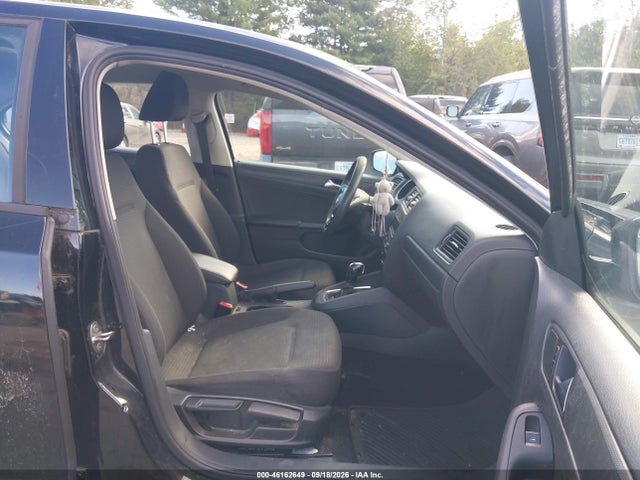 Продажа на аукционе авто 2015 Volkswagen Jetta 2.0l S, vin: 3VW2K7AJ1FM403457, номер лота: 46162649