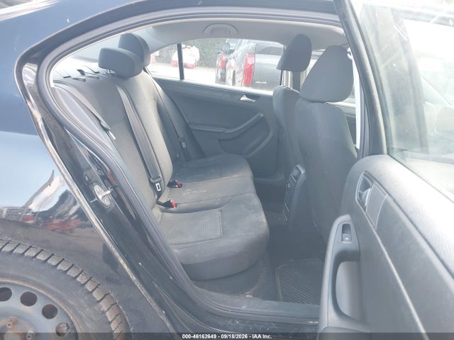Продажа на аукционе авто 2015 Volkswagen Jetta 2.0l S, vin: 3VW2K7AJ1FM403457, номер лота: 46162649