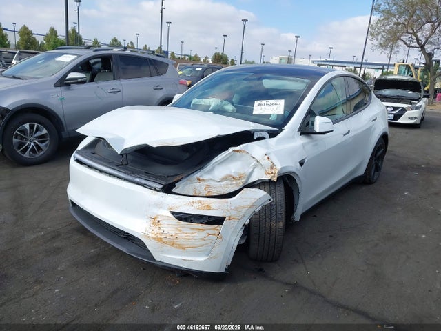 Продаж на аукціоні авто 2026 Tesla Model Y All-wheel Drive/long Range Launch Series/premium All-wheel Drive, vin: 7SAYGDEE0TF462965, номер лоту: 46162667